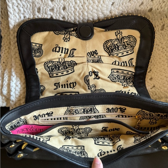 Juicy Couture black leather clutch bag, purse with lock and key - Picture 5 of 6